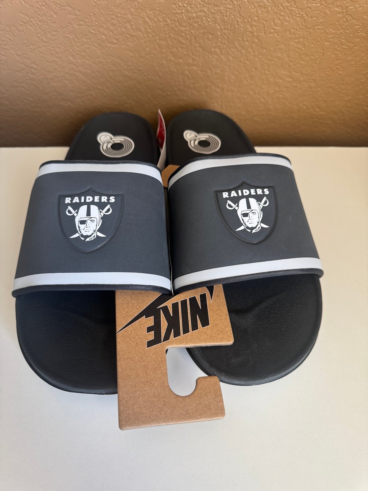 Nike slides