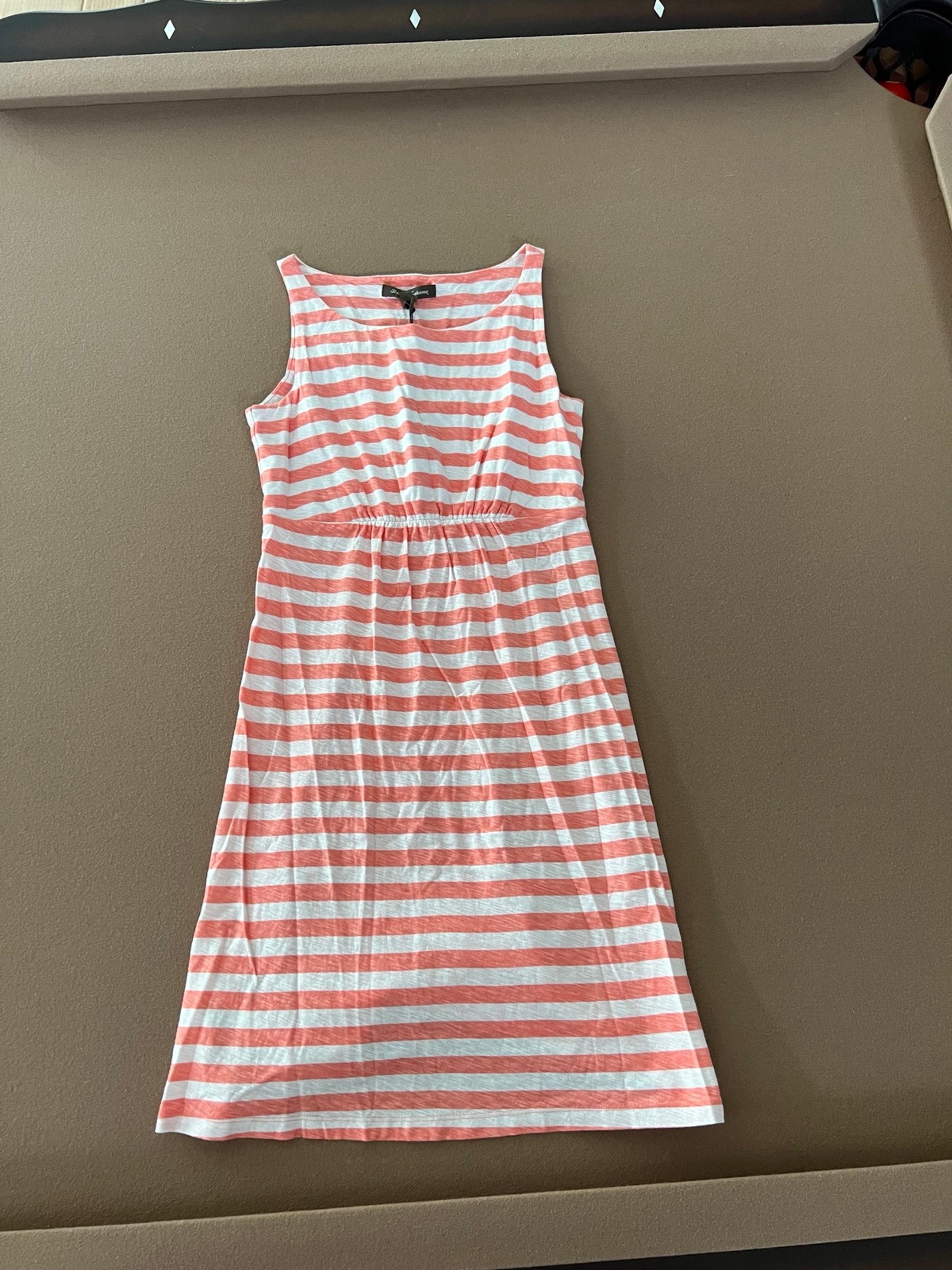 NWT: Tommy Bahama Dress