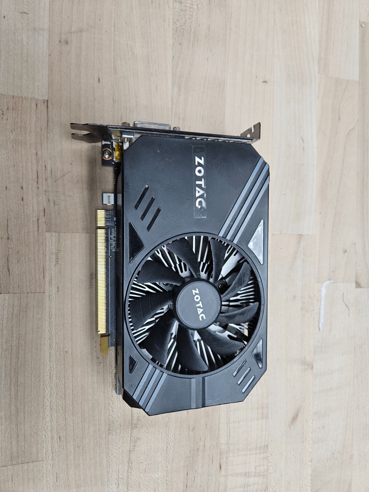 EVGA GeForce GTX 1060 3GB GDDR5 Graphics Card (03G-P4-6162-K R)