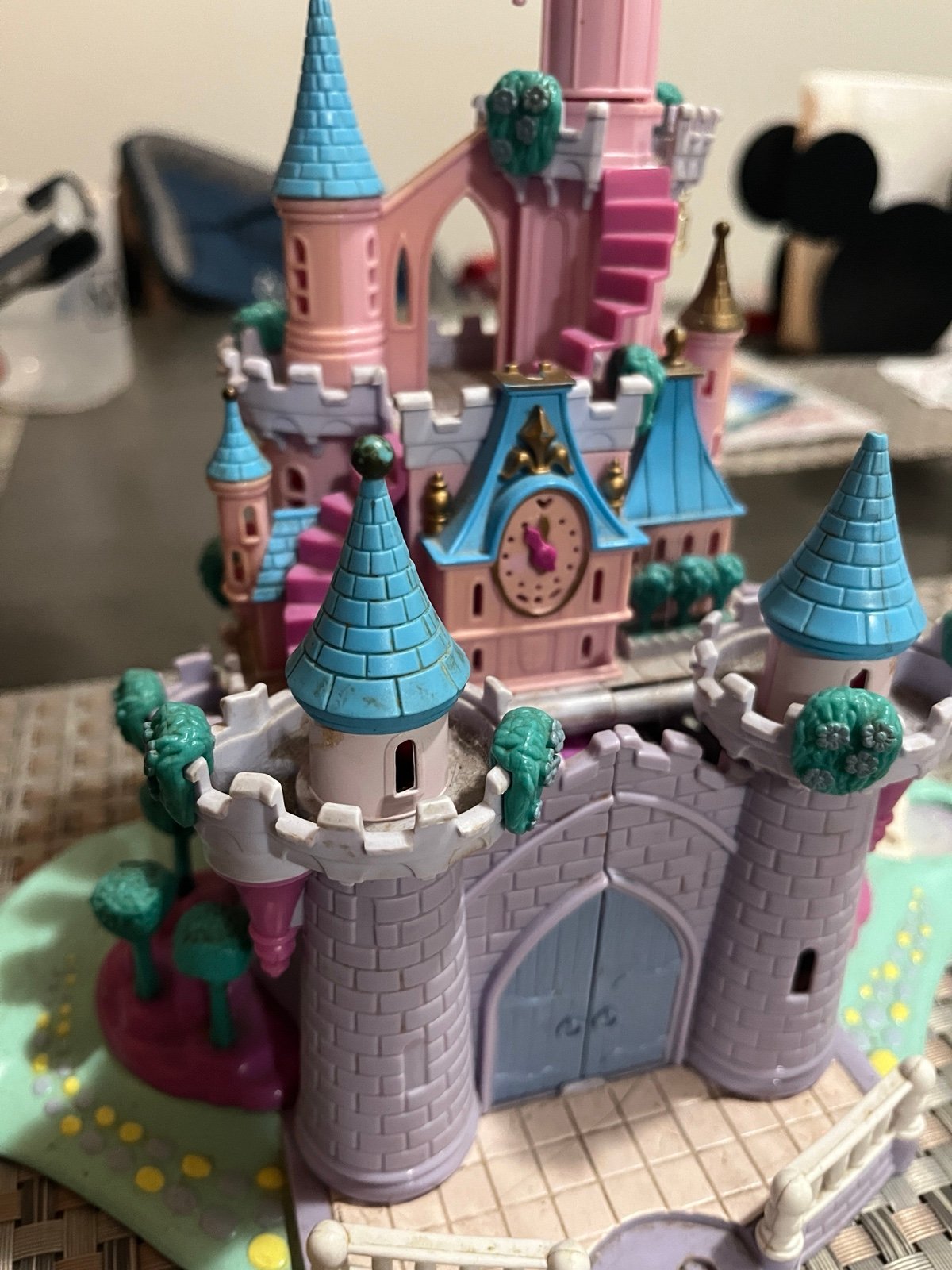 Disney Cinderella 1995 enchanted castle Polly pocket