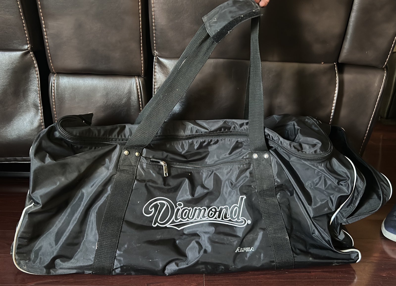 Diamond Alpha Umpire Heavy Duty Wheeled Gear Bag