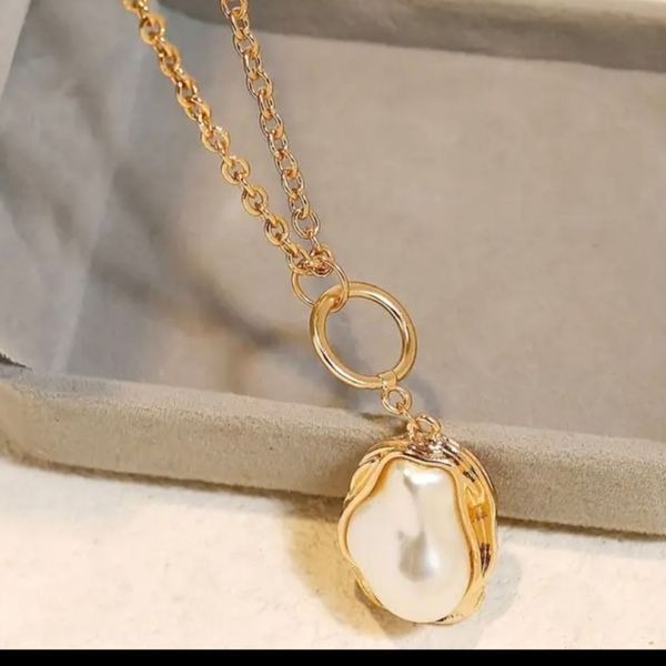 Vintage Freshwater Pearl Baroque Pendant Necklace