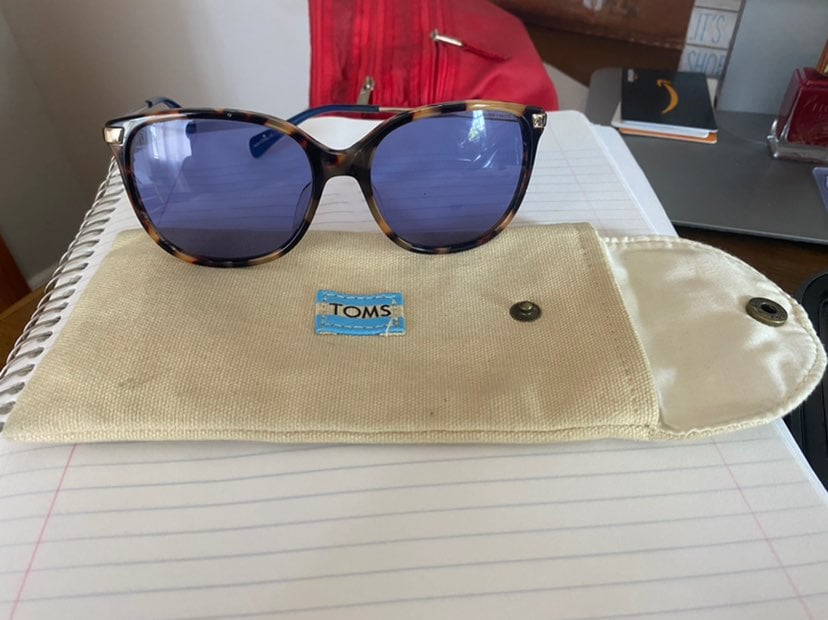 TOMS Sunglasses