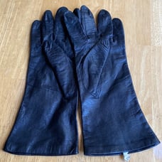 Made in Italy leather WPL gloves size 7 1/2” soft pre-owned condition