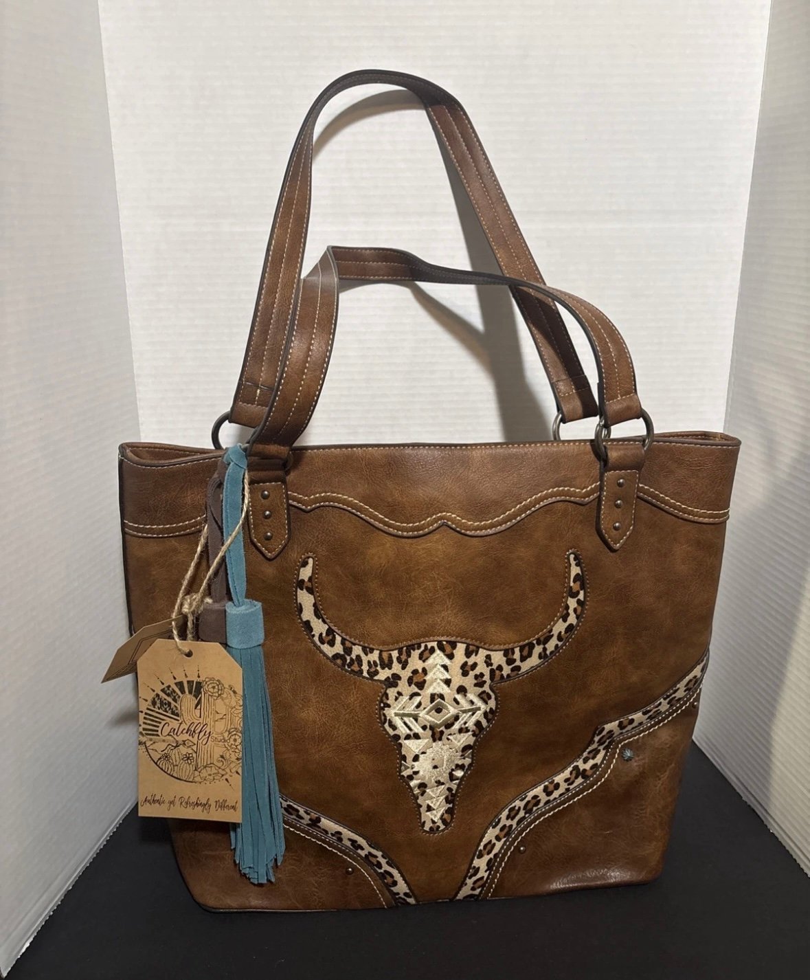 NWT Beautiful Catchfly Western Longhorn Cheetah Print Large Tote Purse w/ Charms