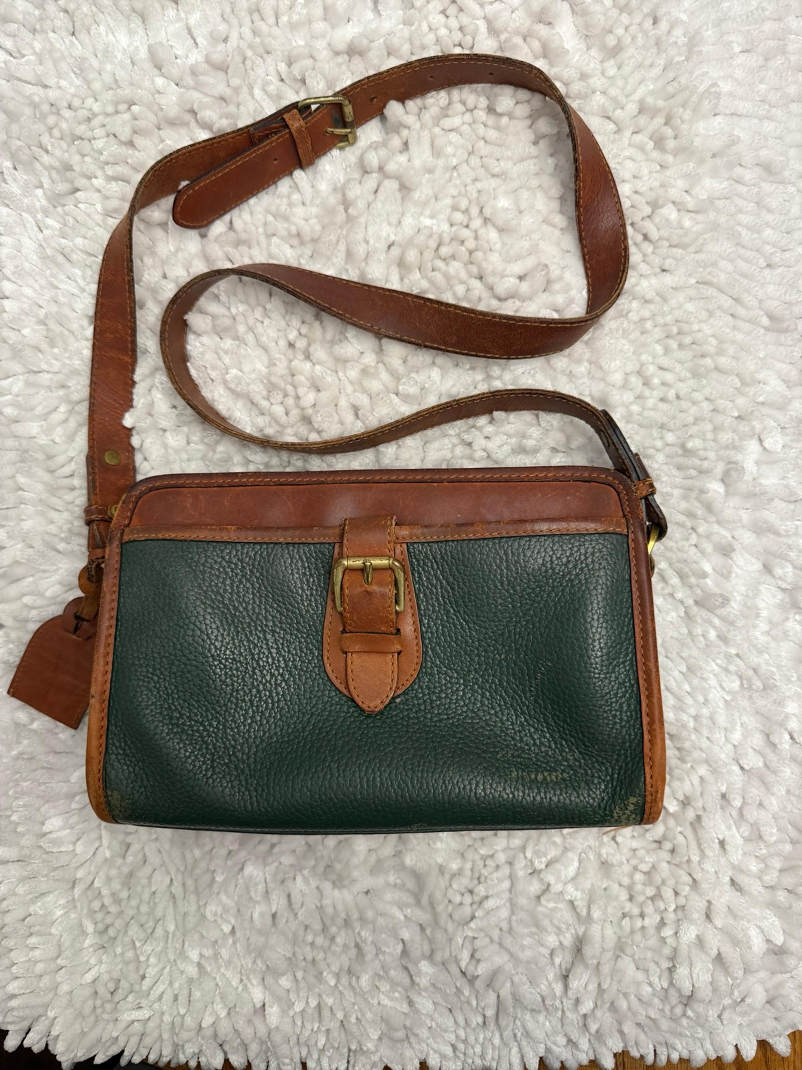 Liz Claiborne Green Leather Vintage Shoulder Bag