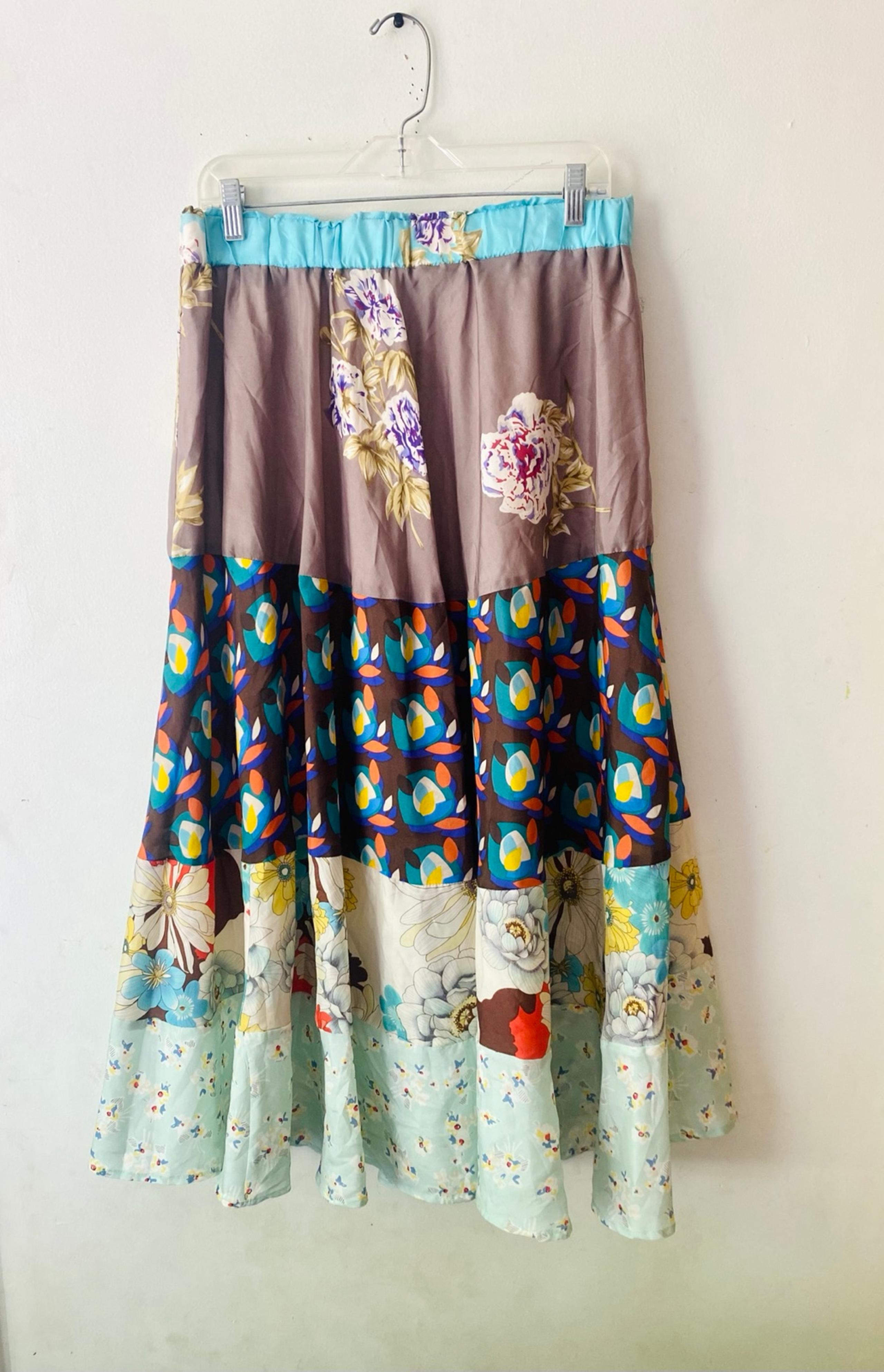 Johnny Was/Sundance 100% silk floral patchwork maxi skirt size/L