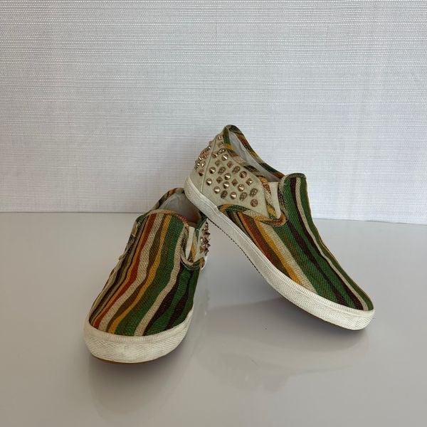 Kim & Kozi Hippie Bling Canvas Rasta Stripes Studs Sculls Slip on Loafers Sz 8