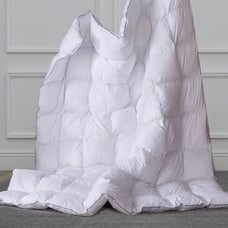 Hotel Collection Goose down comforter queen