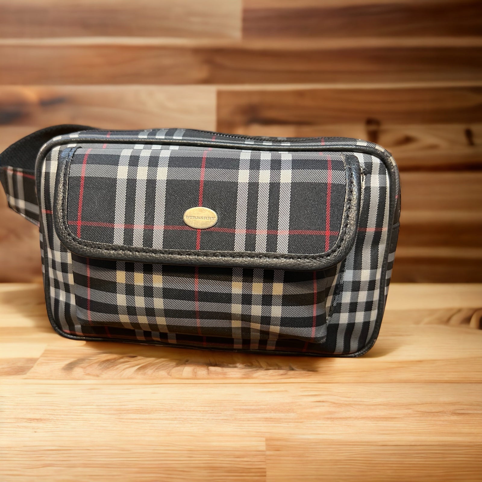 Burberry canvas beltbag