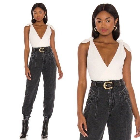 Revolve SNDYS Karla Ribbed Tie Knot Straps Bodysuit Top White Size US 4 or S NWT