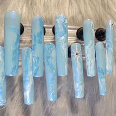 Custom press-on nails!