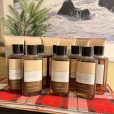 14 items Bath and Body Works coffee & whiskey body cream, body wash set