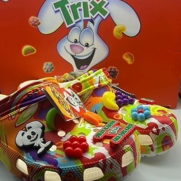 Crocs CLASSIC TRIX Cereal CLOG- NWT-men 10 / women 12