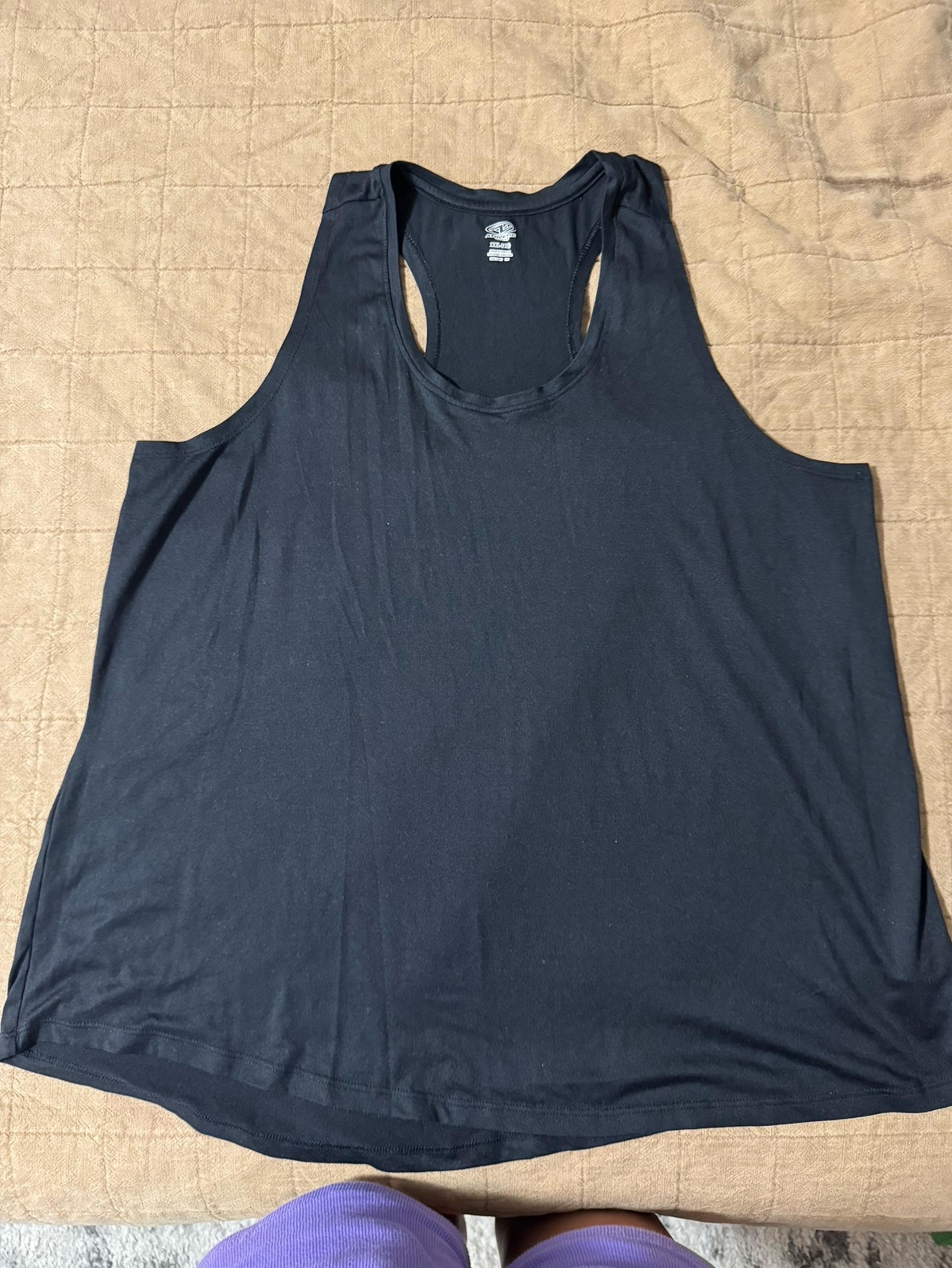 Women’s athletic tank top
