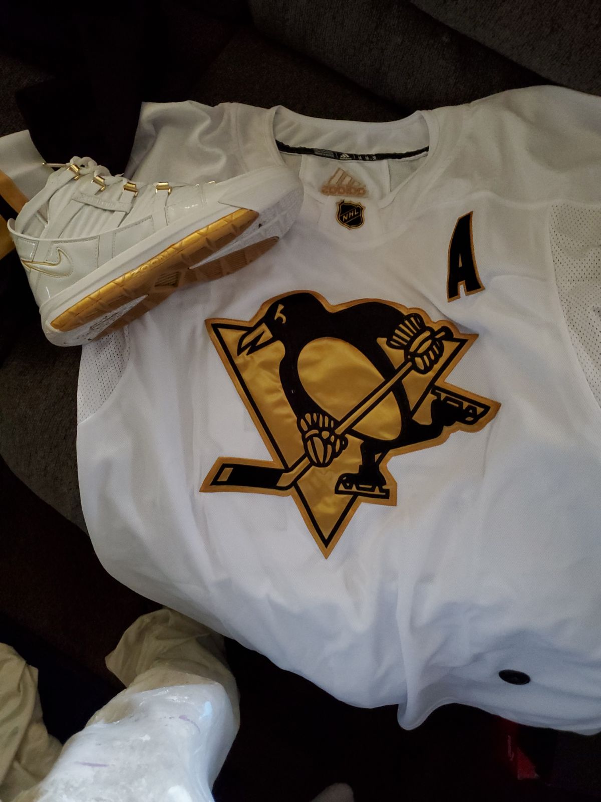 hockey jersey
