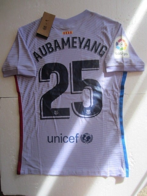 Pierre-Emerick Aubameyang Barcelona La Liga Match Away Soccer Jersey 2021-2022