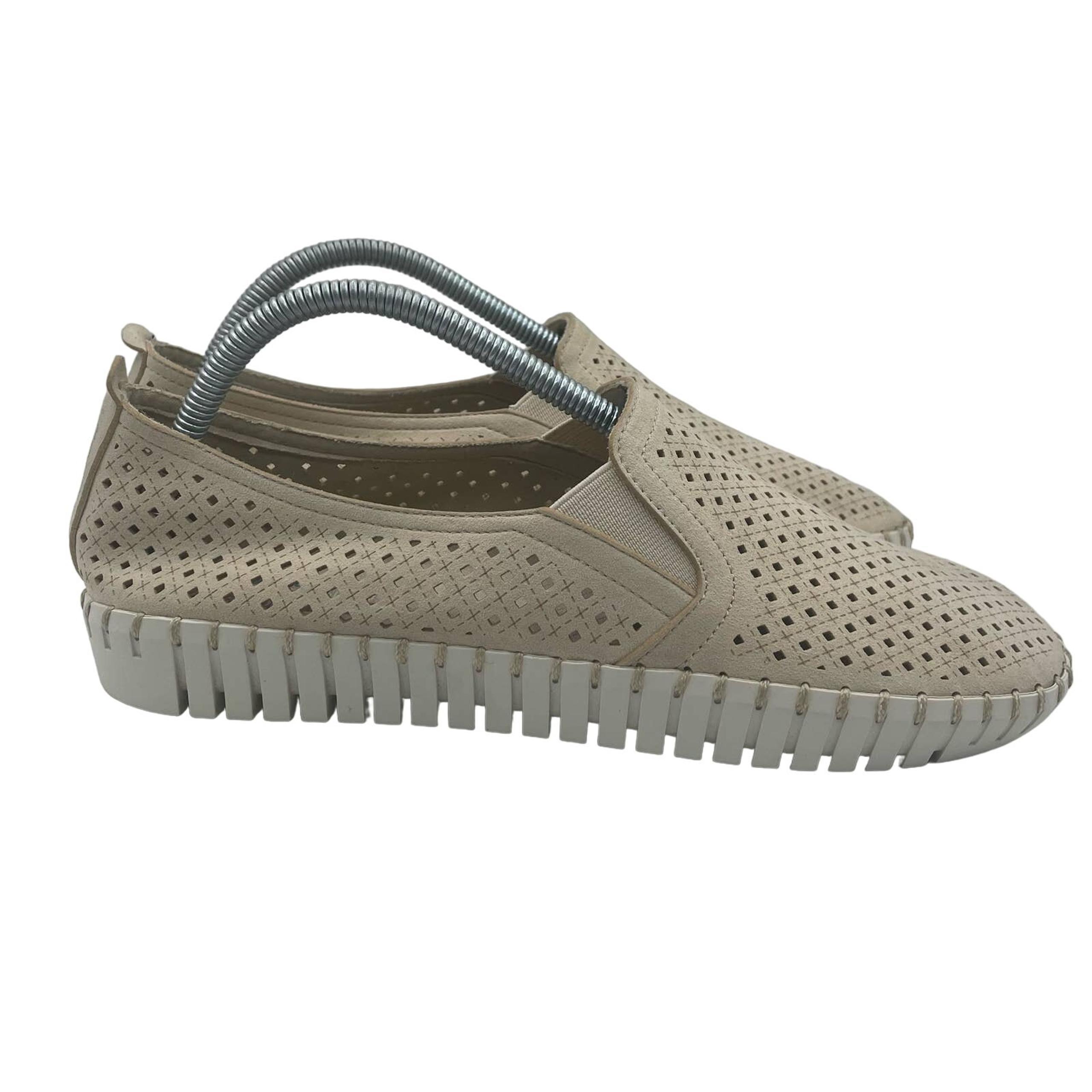 Skechers Sepulveda Blvd a La Mode Taupe Brown Shoes Comfort Womens 10.5