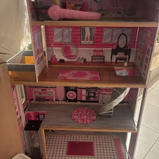 barbie dream house