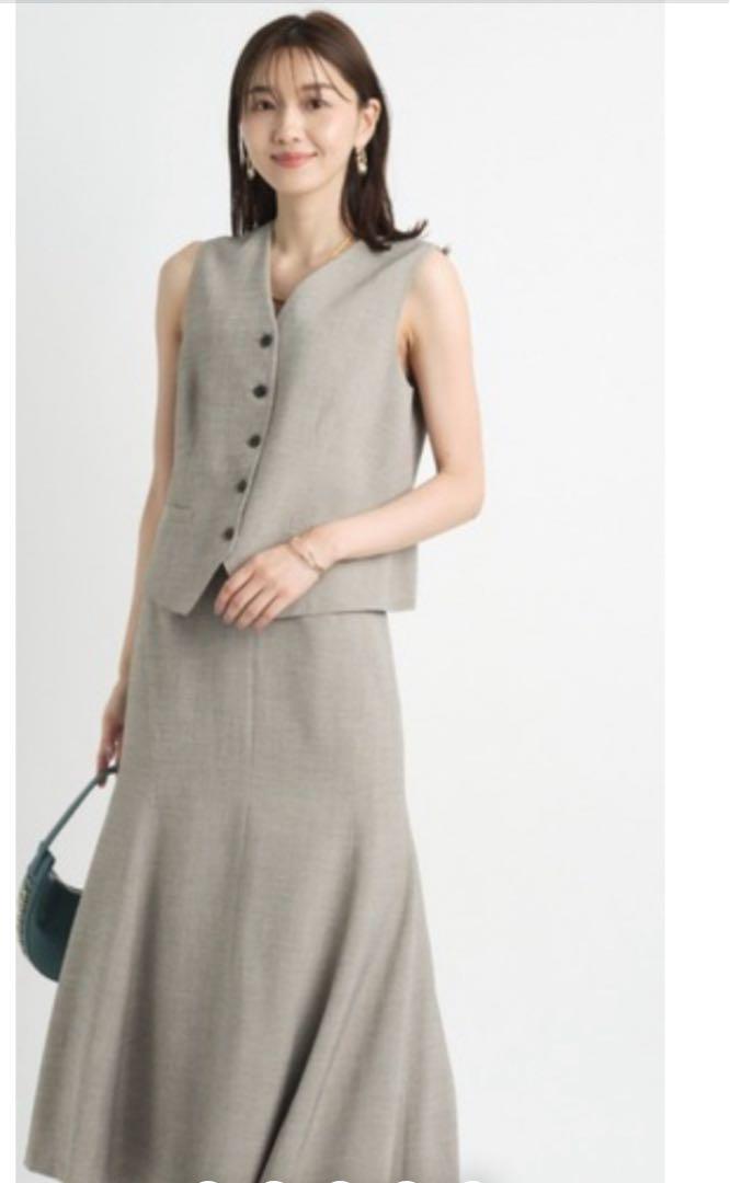 【Excellent Condition】JUSGLITTY Gilet and Skirt Set, Size S