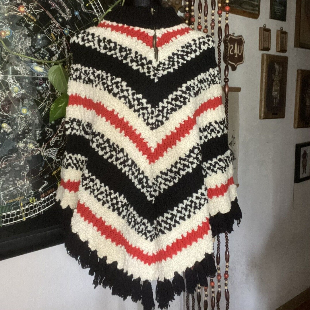 Vintage 70’s Jack Winter Poncho! S/M. Womens. Bohemian. Hippie. Exc. Cond.