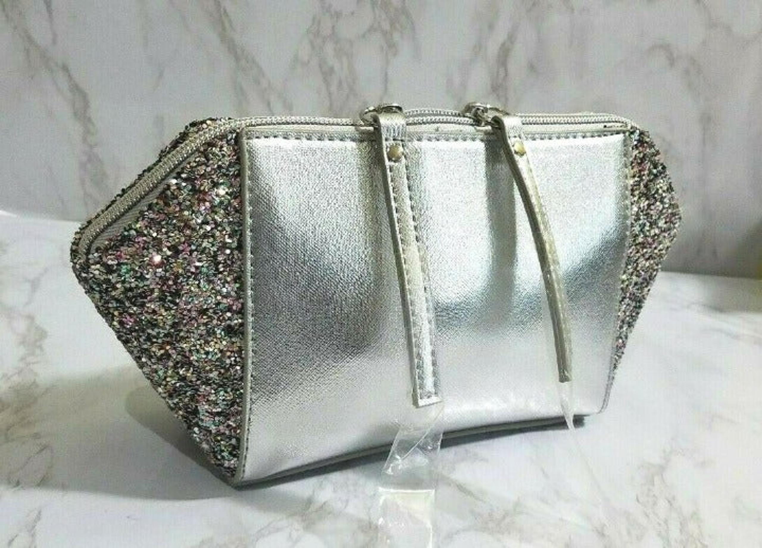 SAKS FIFTH AVENUE SILVER SPARKLING HEXAGON CLUTCH BAG PURSE POUCH