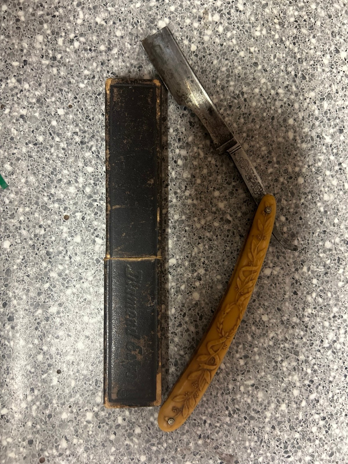 Vintage razor