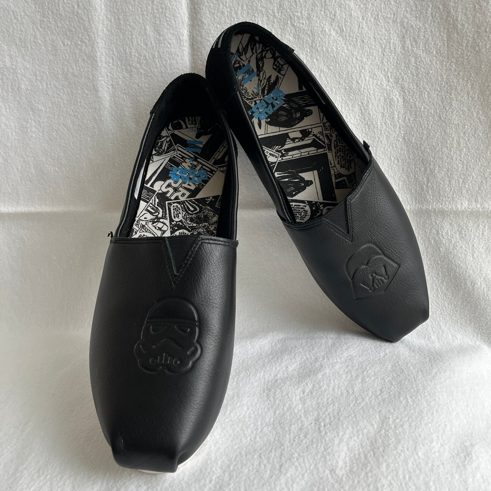 Toms Star Wars slip on shoes size US 11 leather black. Darth Vader/Stormtrooper