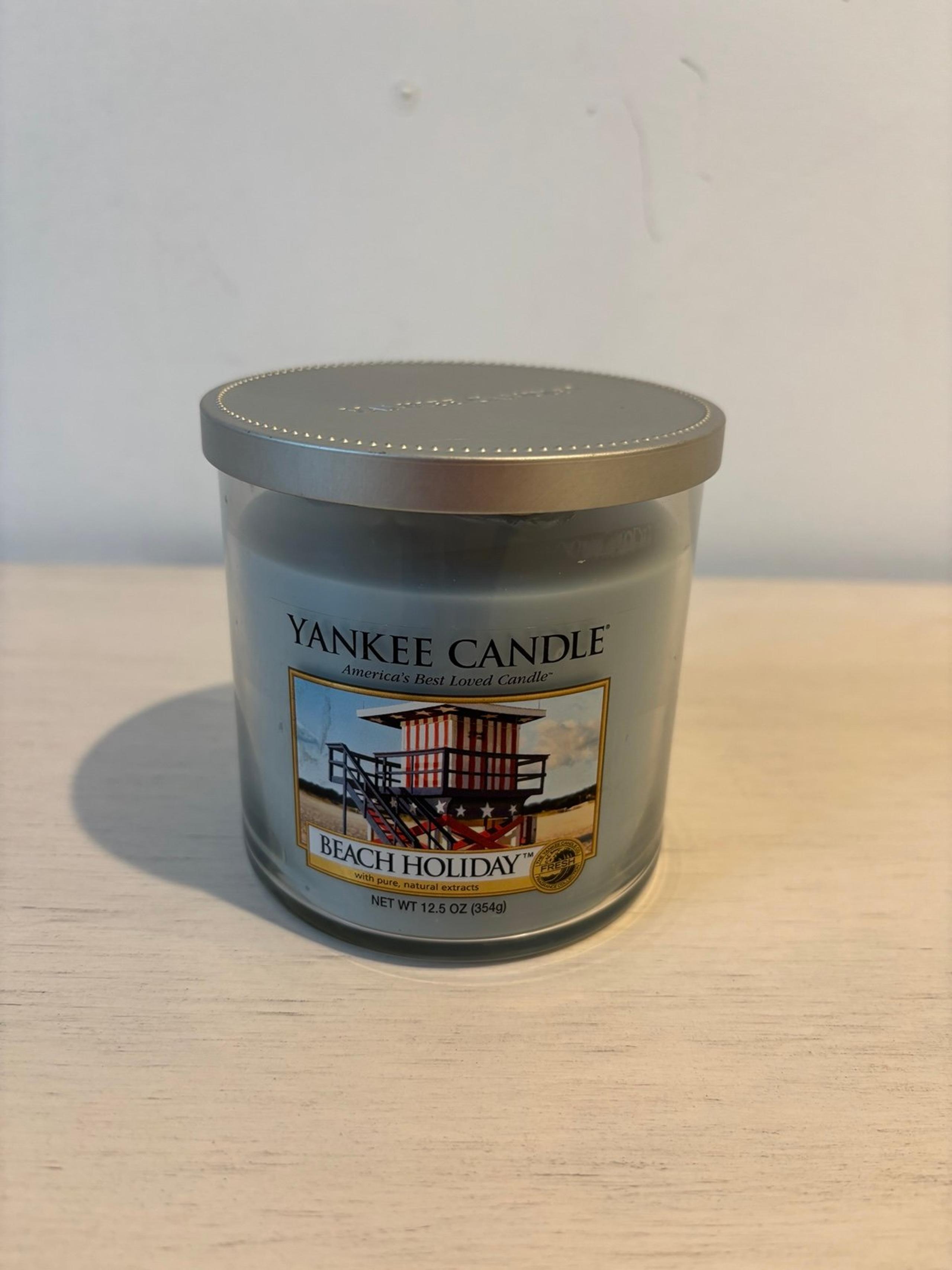 NEW YANKEE CANDLE BEACH HOLIDAY RARE HARD TO FIND 12.5 OZ RARE DISCONTINUED