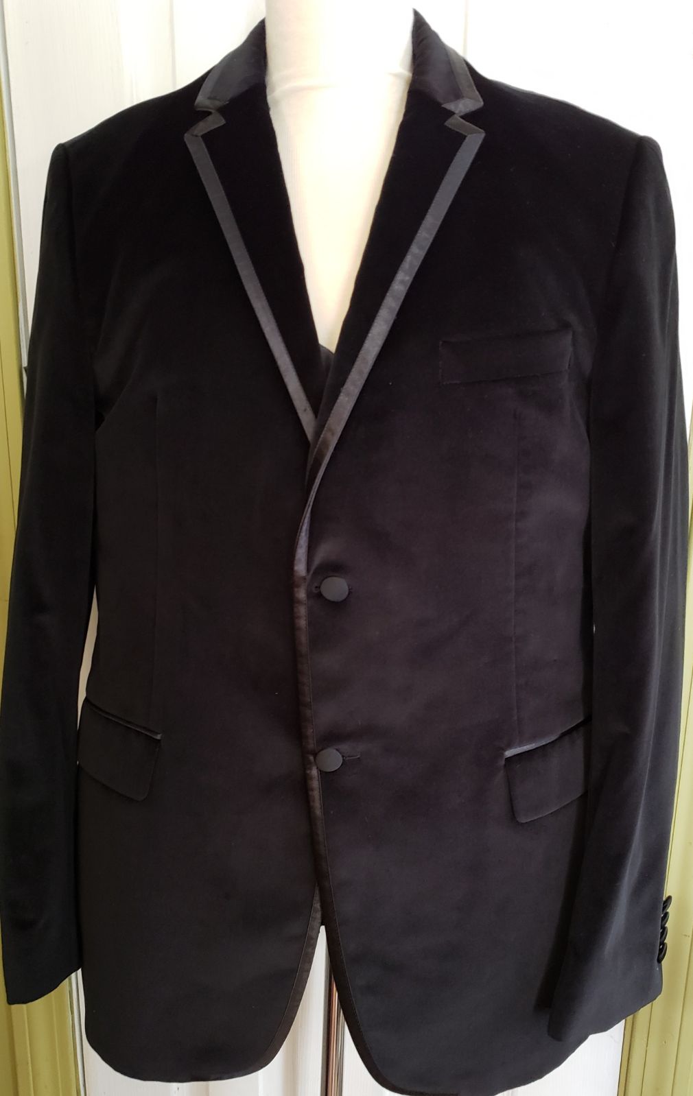 SAND XO Black Velvet Blazer