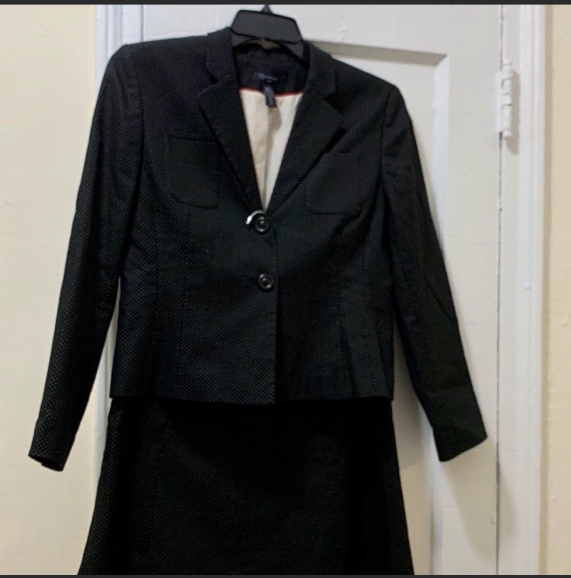 Context Blazer and Skirt Suit. 14P.