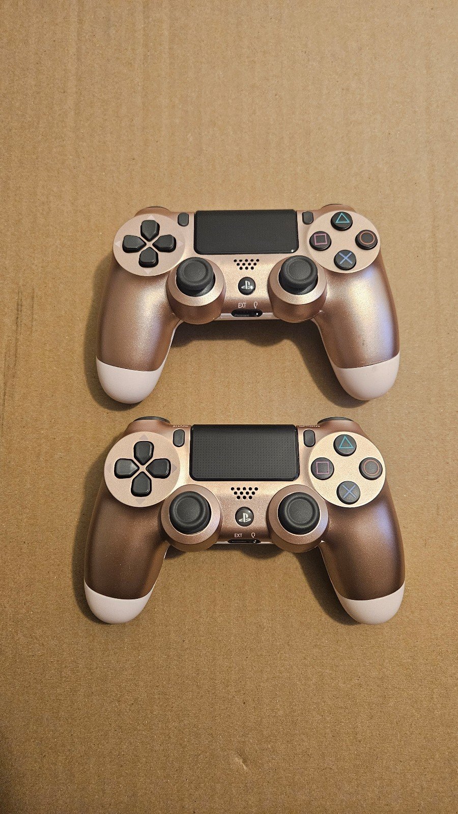 x2 PS4 Controllers