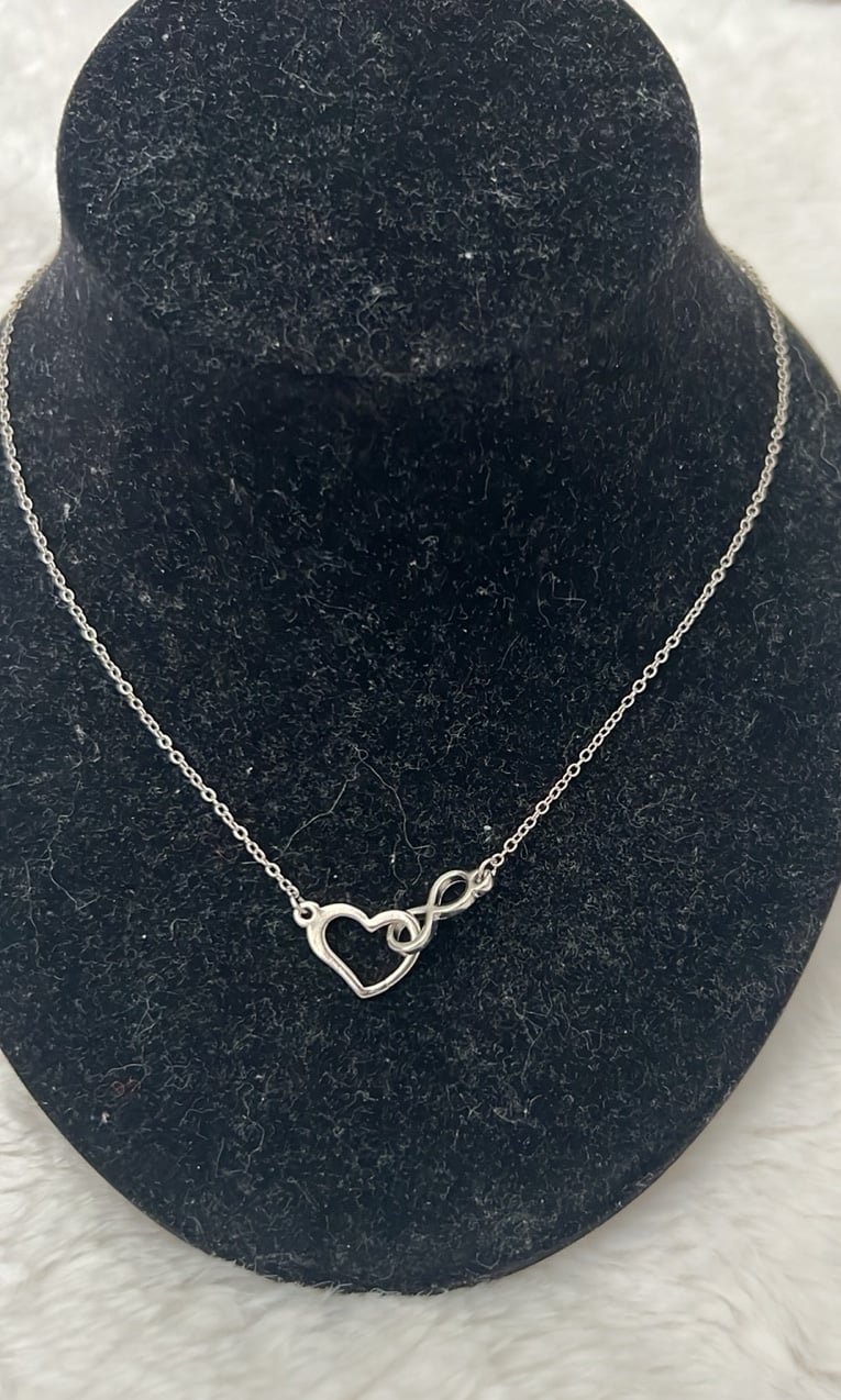 Jewlr 925 Sterling Silver Infinity Heart Adjustable Necklace