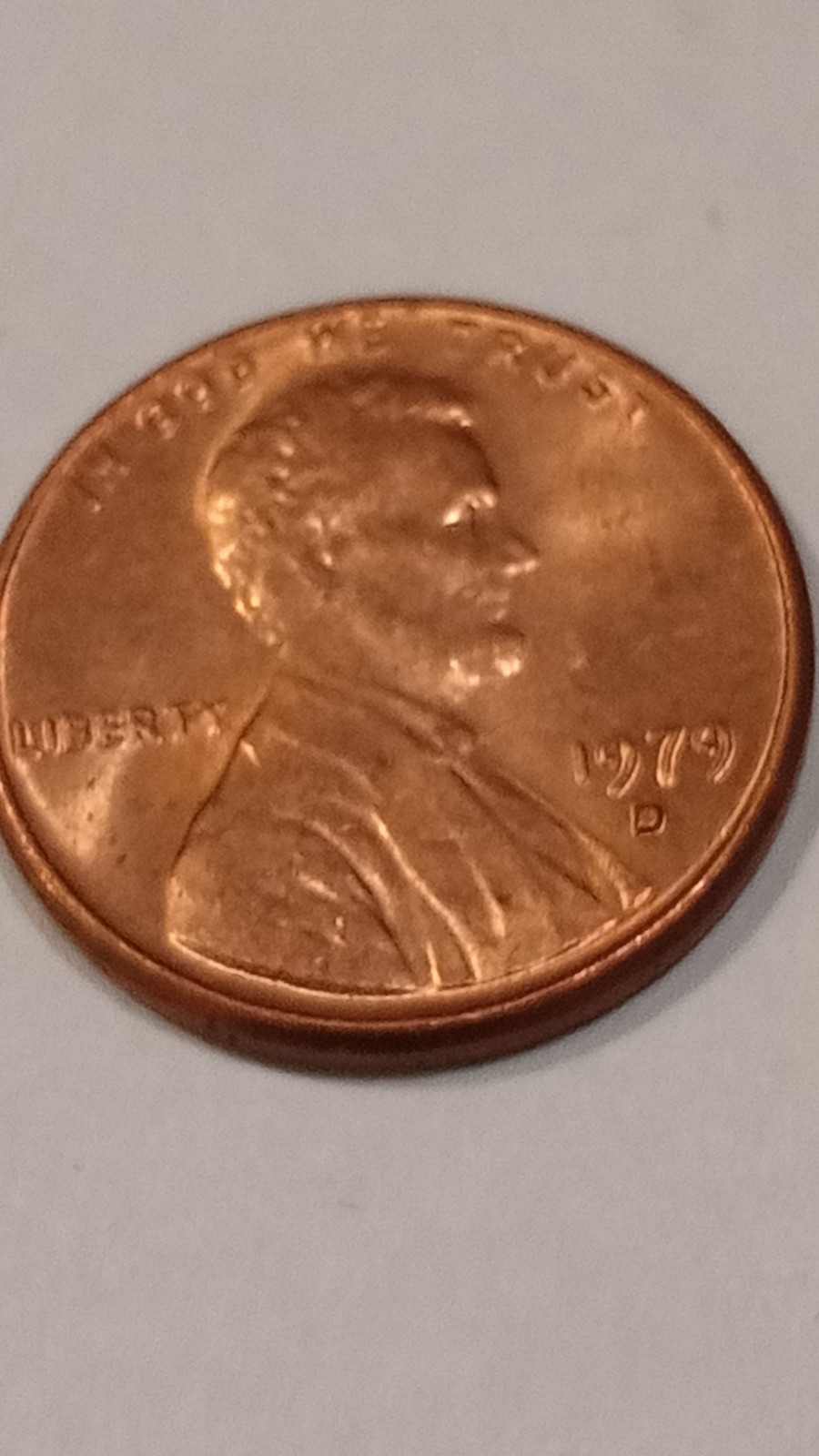 This is a very great (1979D) Lincoln memorial Penny's
