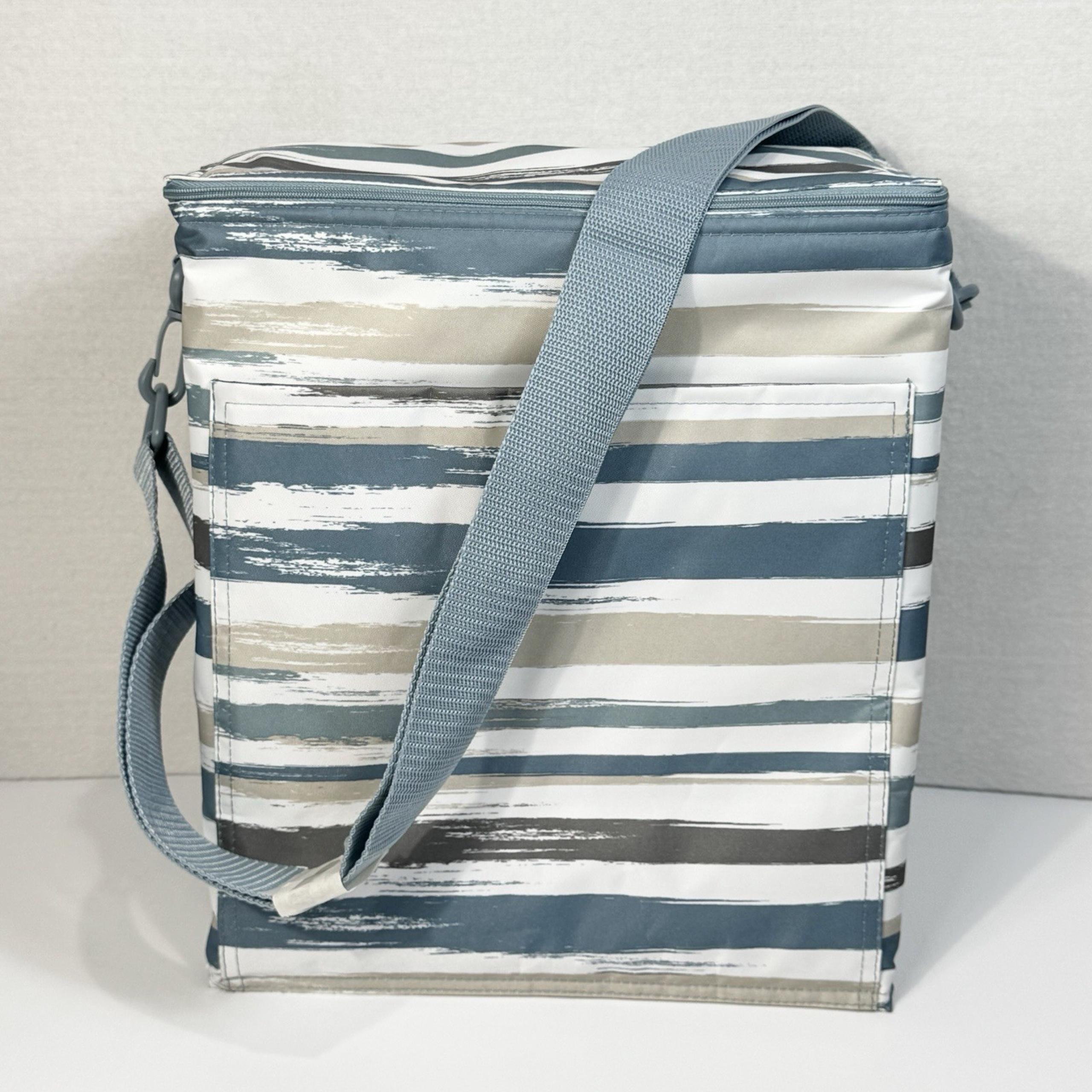 Thirty One Picnic Thermal Tote Brush Strokes AA05 Blue White Beige Gray Rare