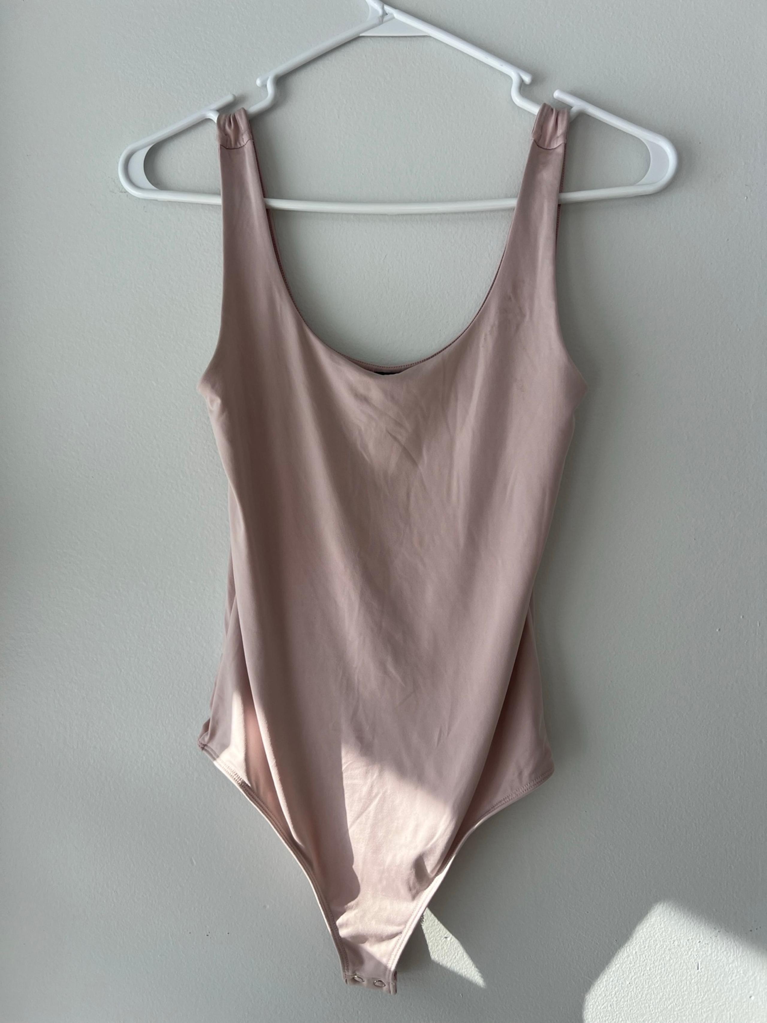 Women’s Express Body Contour Bodysuit Size small