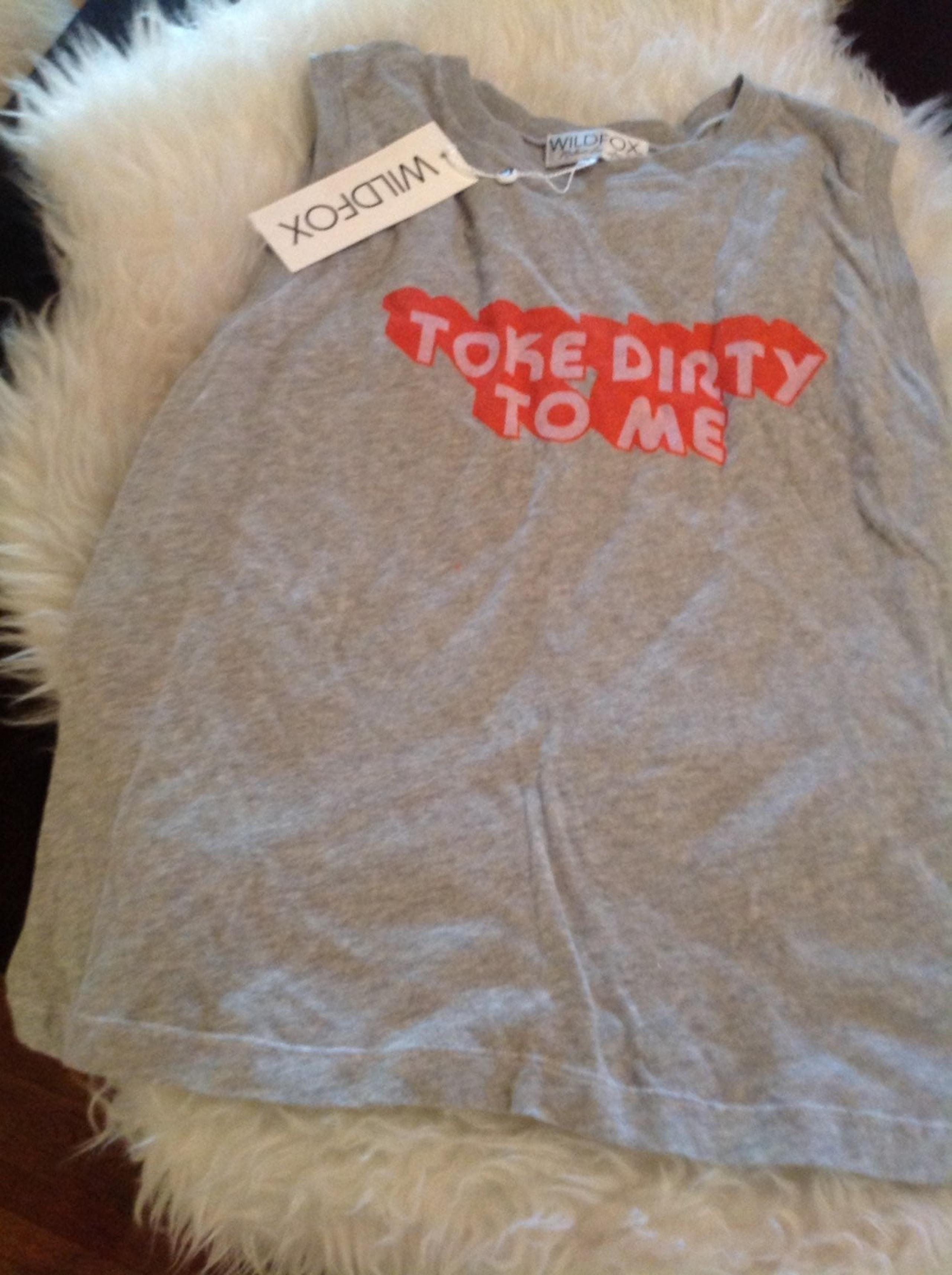 New! WILDFOX Toke Tee Muscle