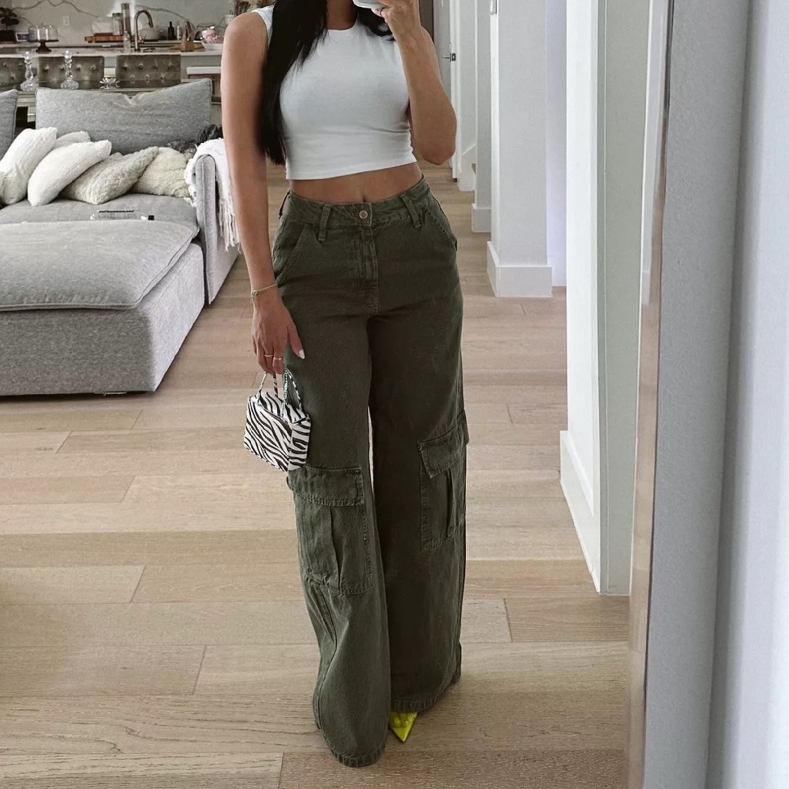 Zara Green High Rise Slouchy Relaxed Cargo Jeans Women’s Size 2 Bloggers Fave