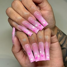 Pink ombré nails