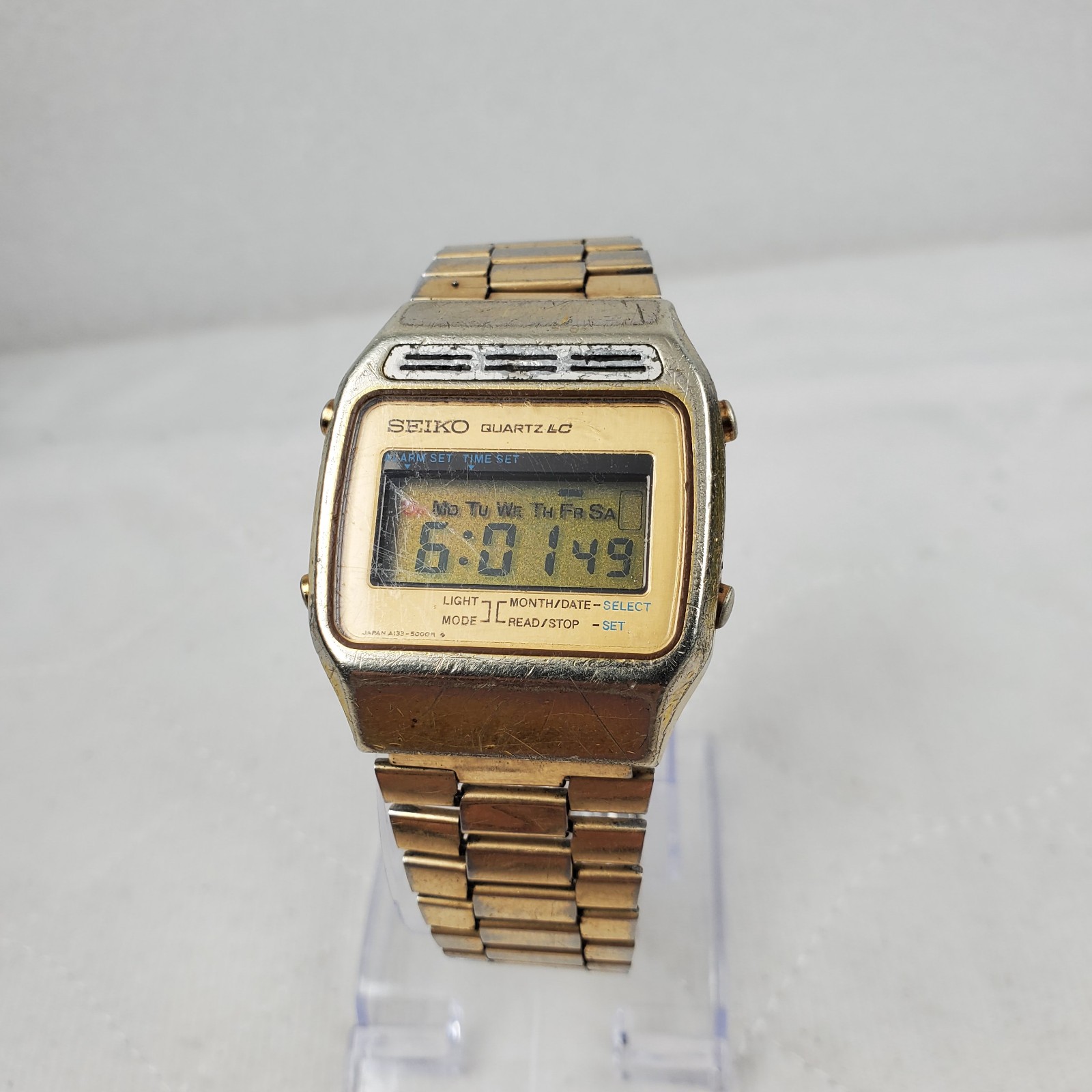 RARE VINTAGE 1970's SEIKO A133-5009 ALARM QUARTZ LC GOLD MEN'S WATCH NEW BATTERY