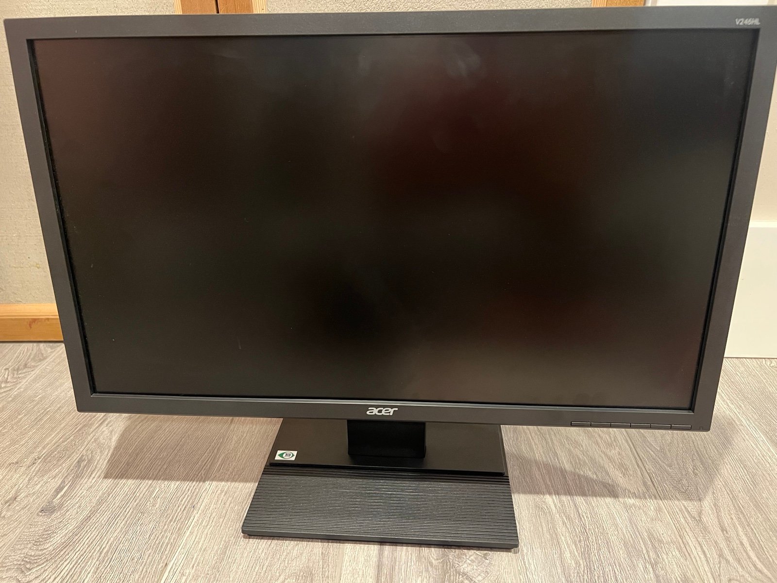24” LCD Acer Monitor