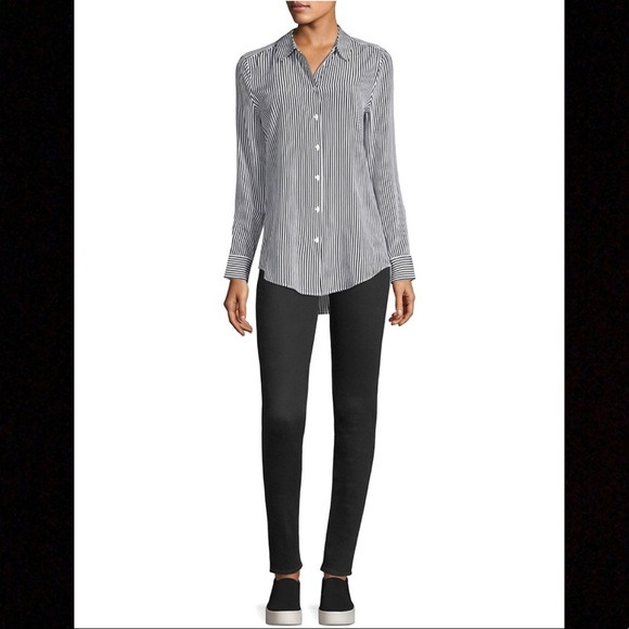 300 NWT Equipment Essential 100% silk blouse