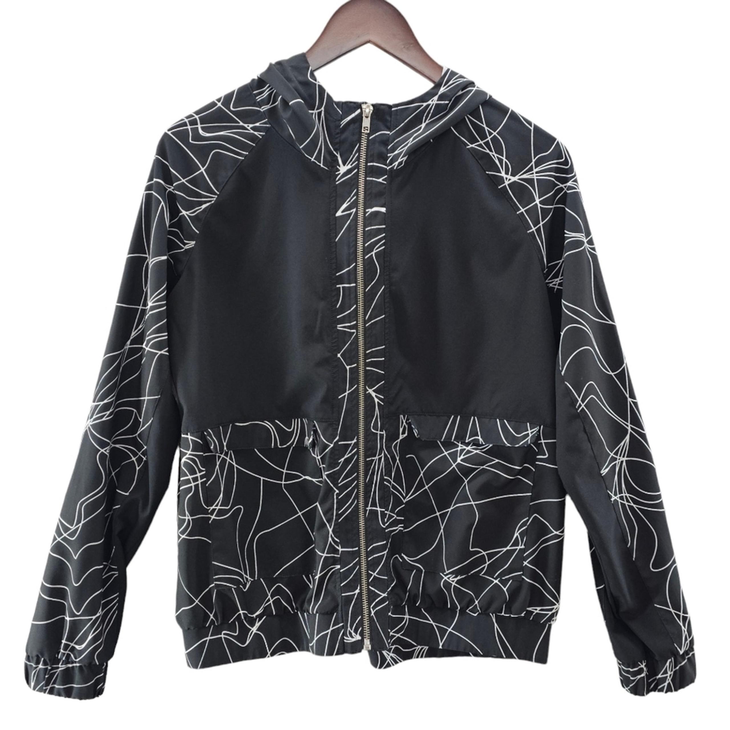 Fabletics Jacket Womens Size Medium Jiae Transitional Lightweight Black White