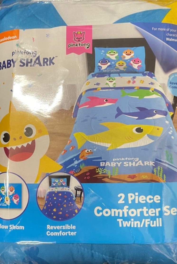 Baby Shark Comforter and sham Set