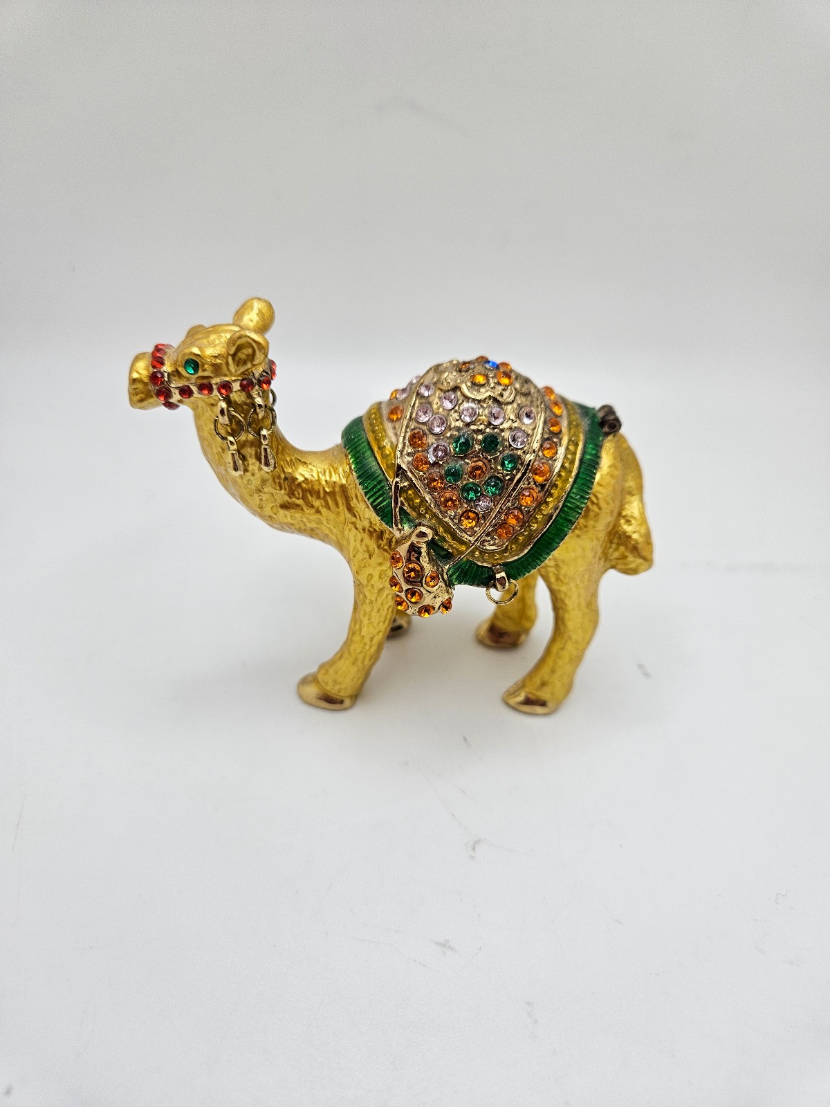 Vintage Rhinestone Embellished Jewlery Camel