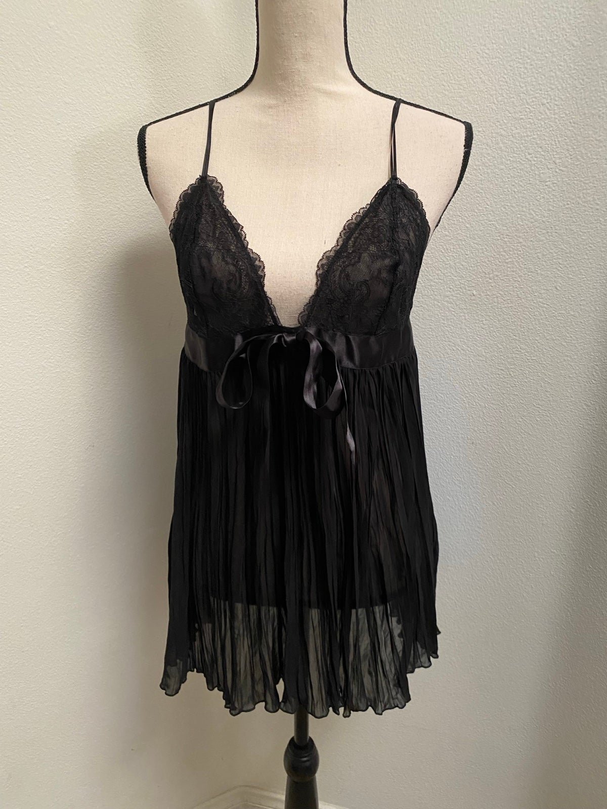 Victoria’s Secret Black Babydoll Lingerie Large
