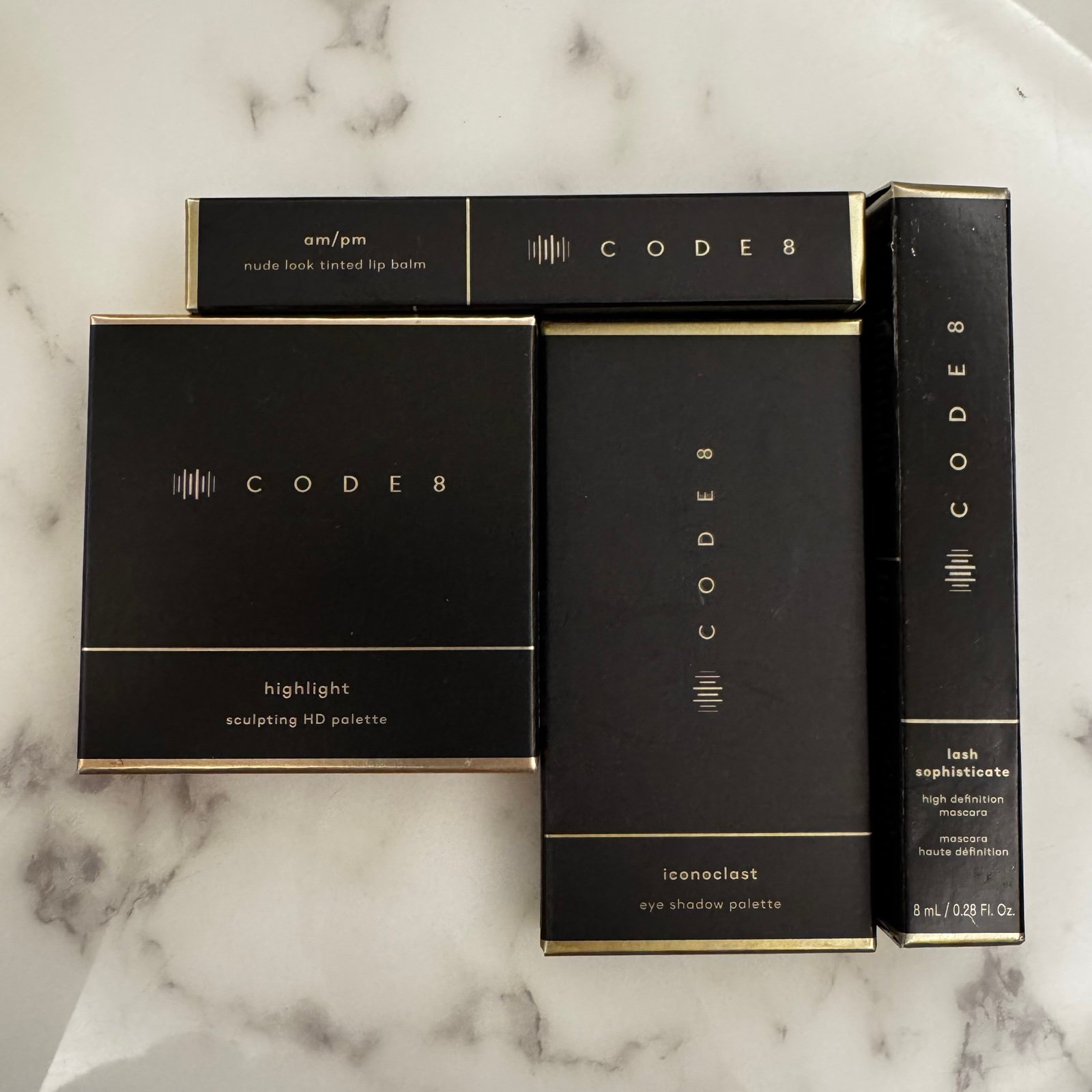 Code 8 set of 4: highlighter, eye shadow, mascara lip balm