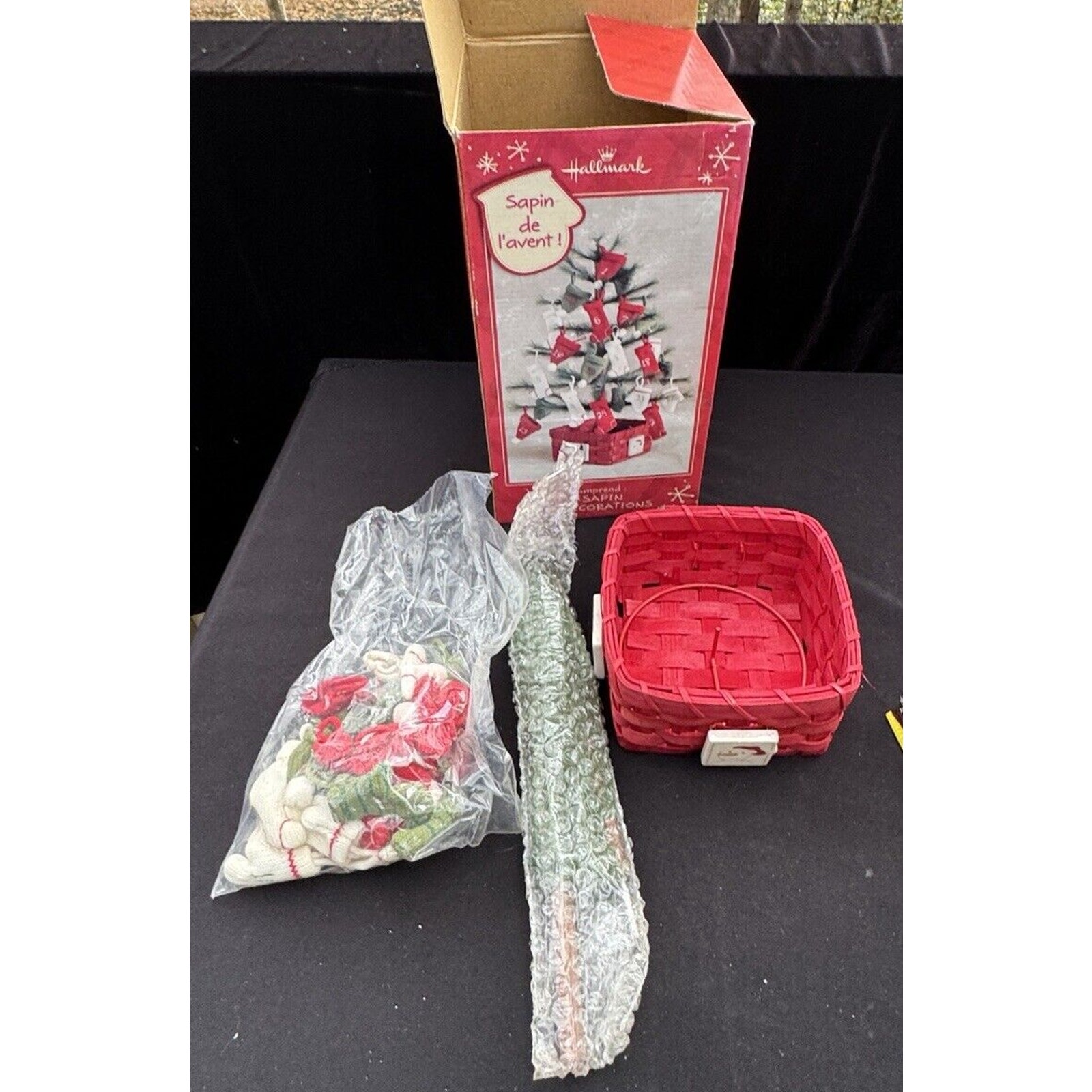 Rare Hallmark Countdown To Christmas Advent Tree Basket & Mittens MIB!