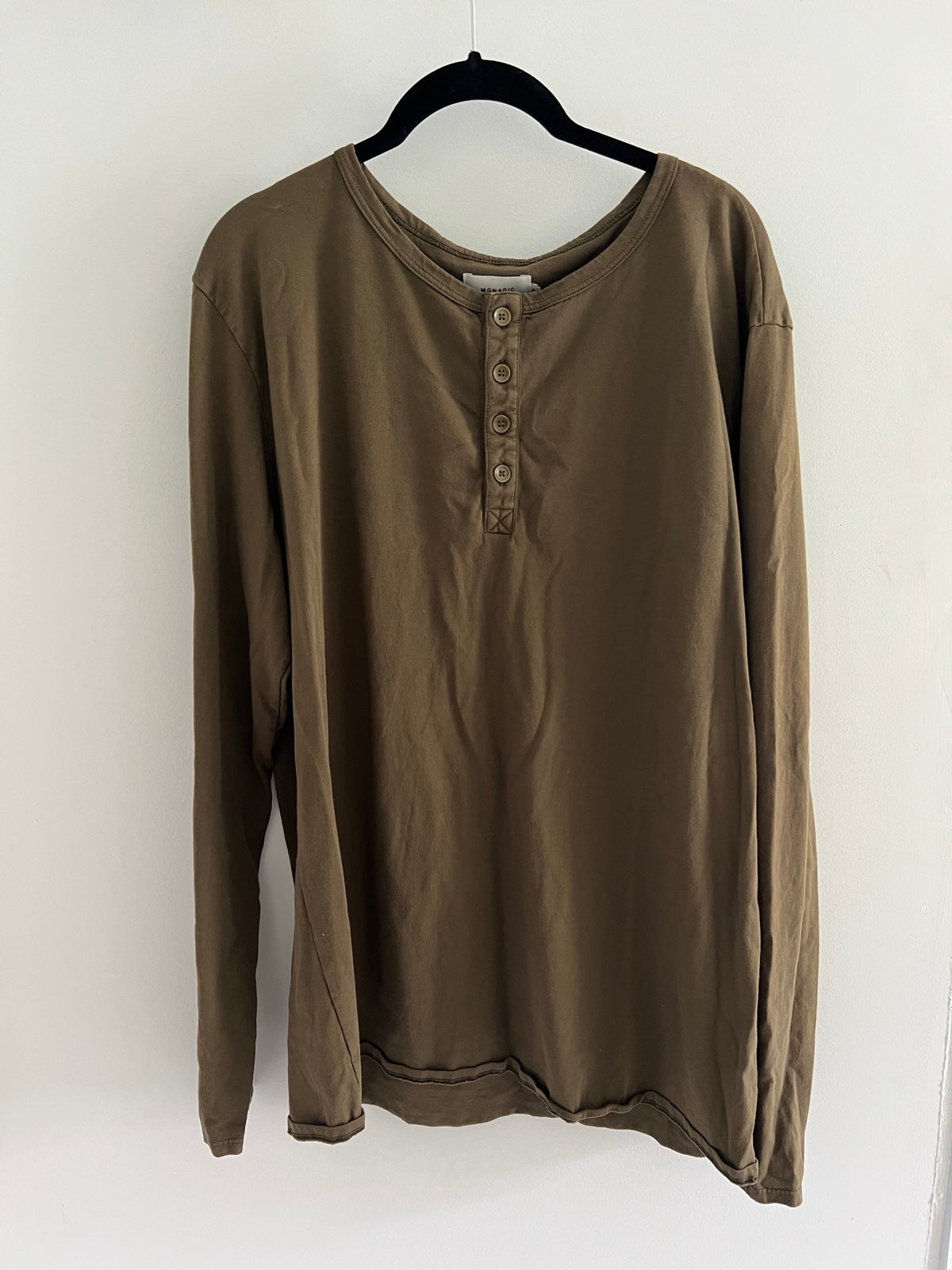 New Monadic Men’s Long Sleeve Shirt XL