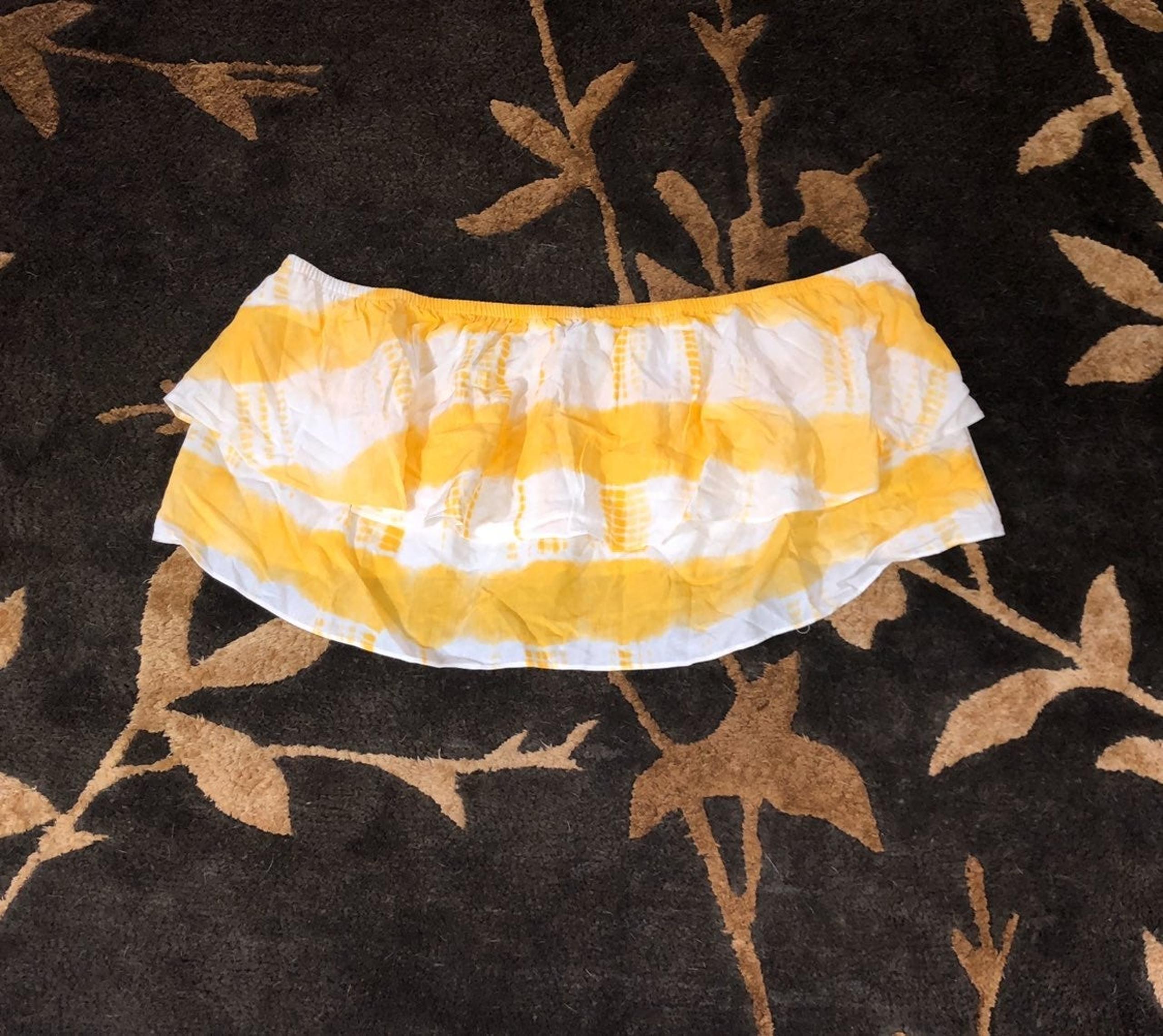 Forever 21 Swimsuit Coverup/Crop Top
